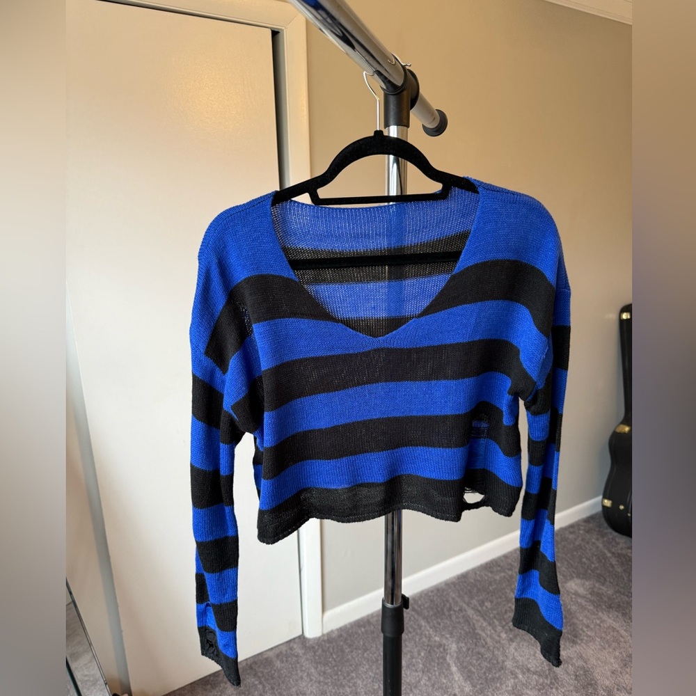 Cropped ripped sweater black and blue stripes size medium